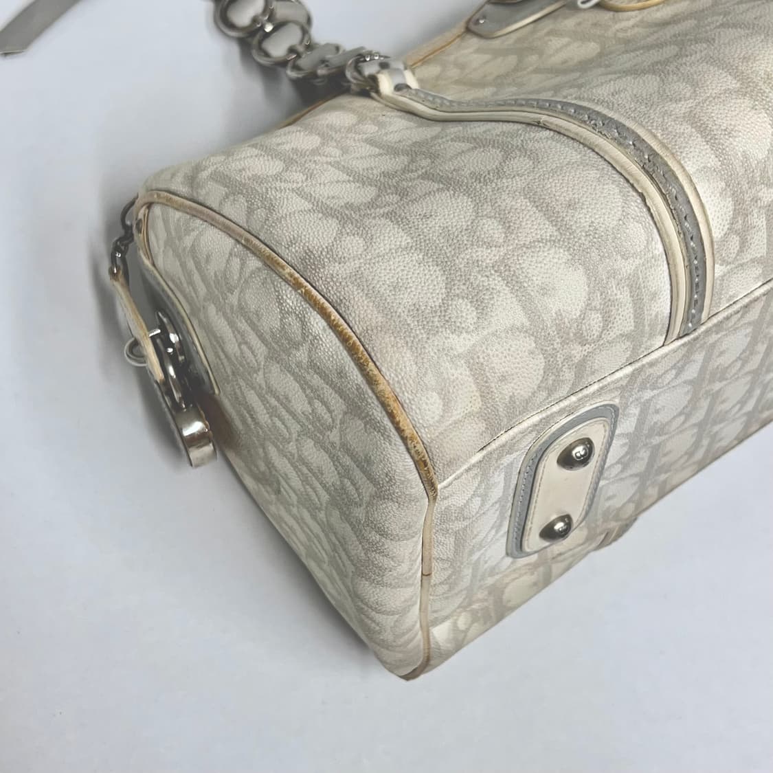 디올 로맨틱 하트참 오블리크 보스턴백 볼링백 상품이미지3