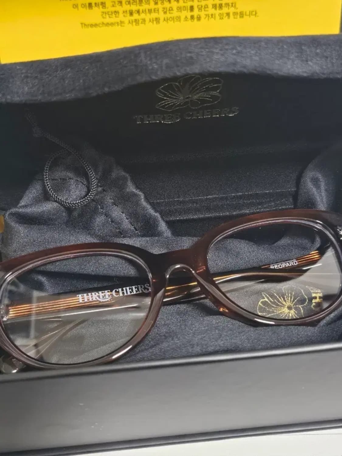 쓰리치얼스 안경 상품이미지2