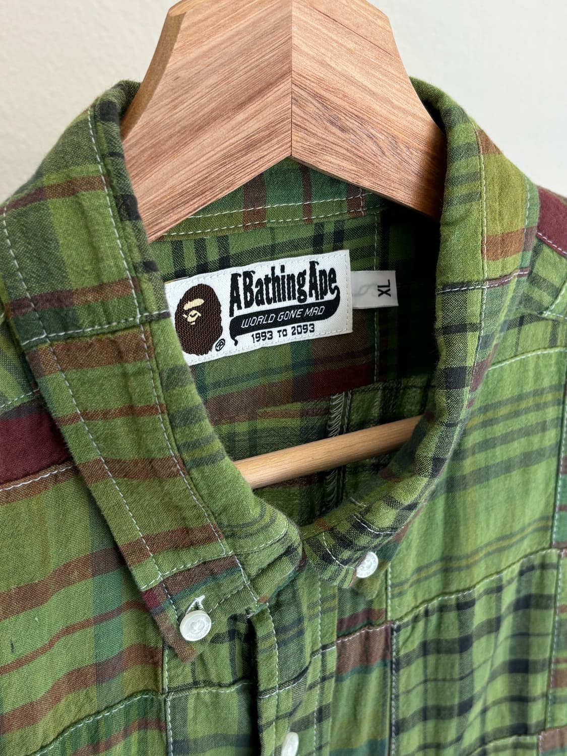 베이프 패치워크 반팔 셔츠 상품이미지3