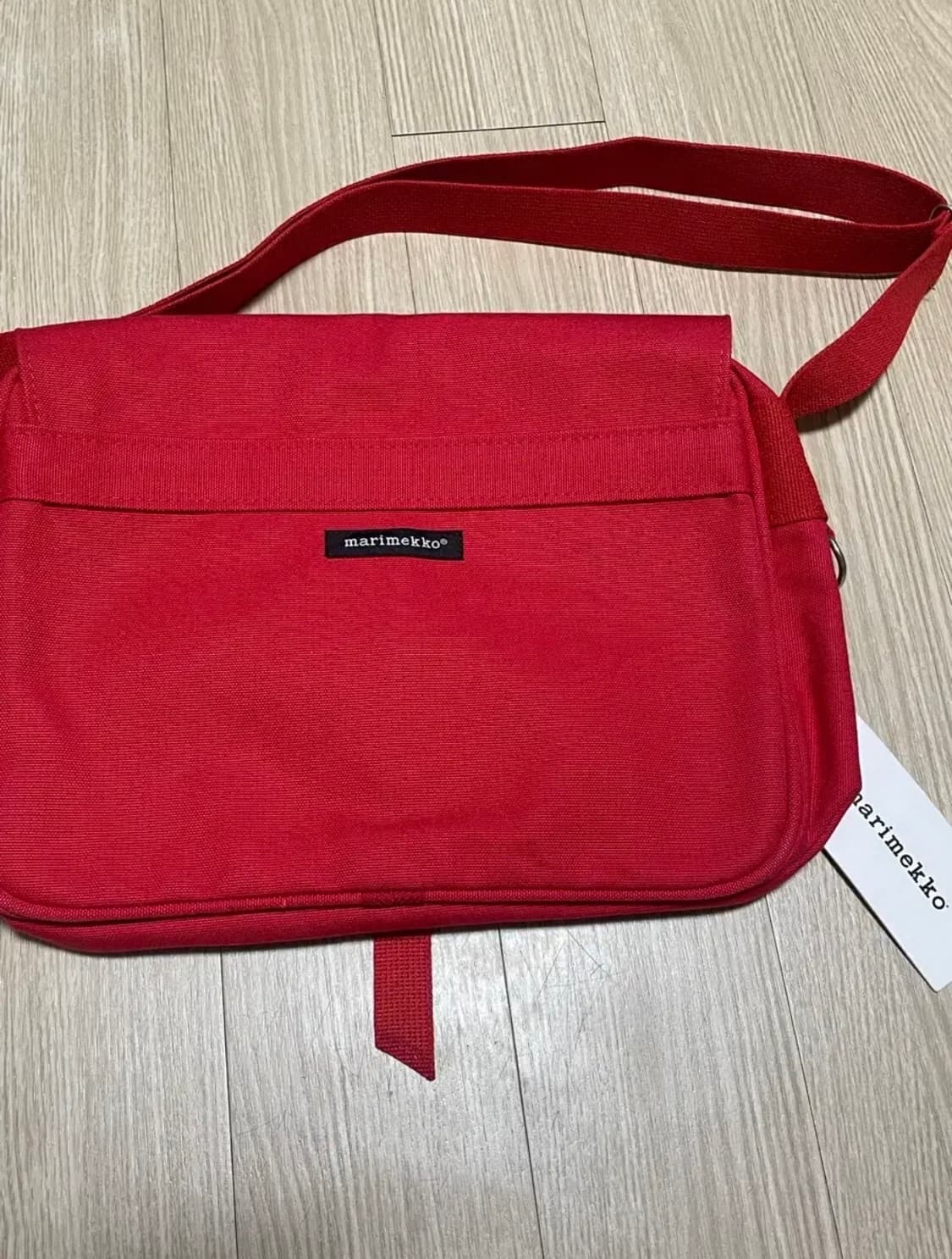 마리메꼬 레드 크로스백 상품이미지2