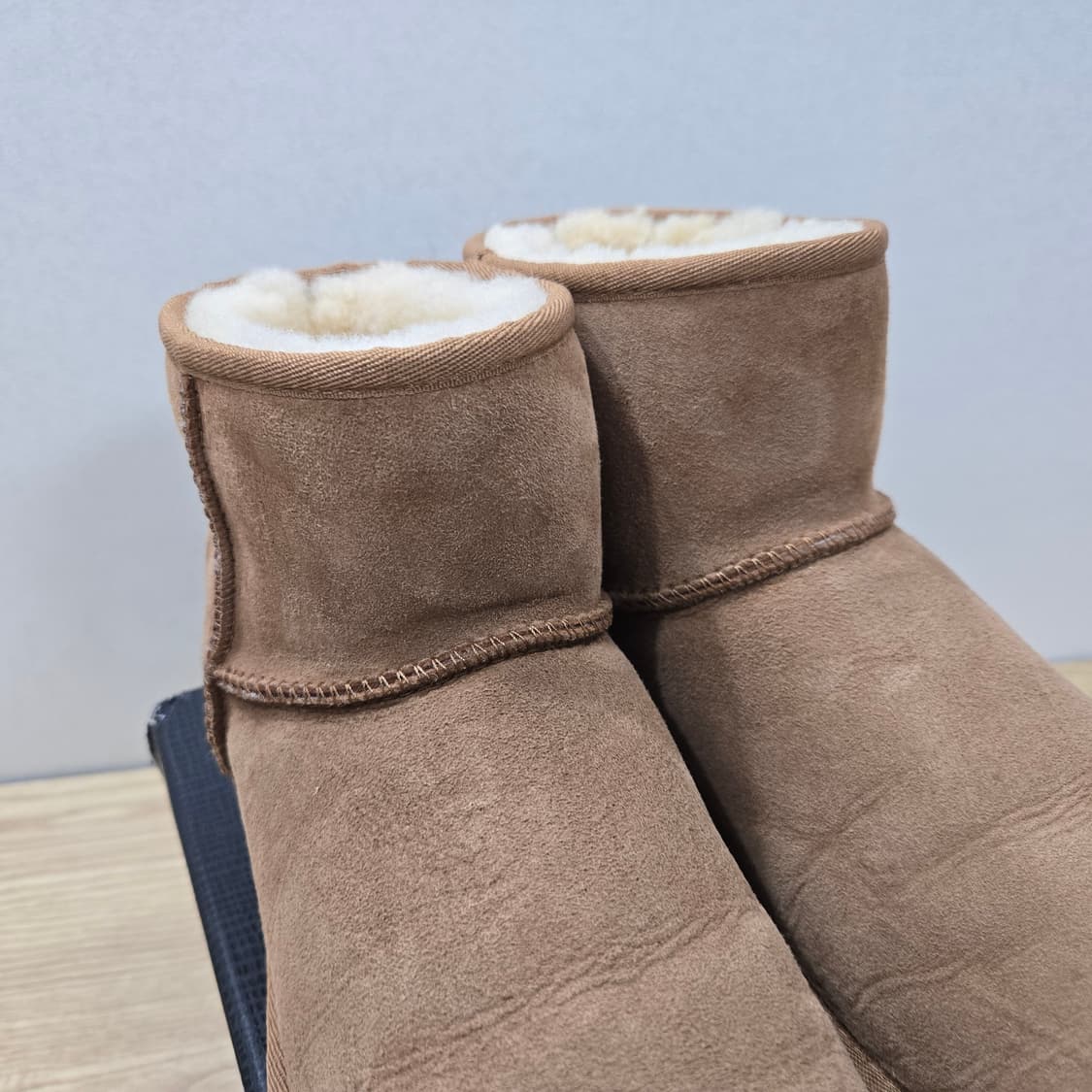 260 UGG 어그 남성용 클래식 미니 체스트넛 상품이미지6