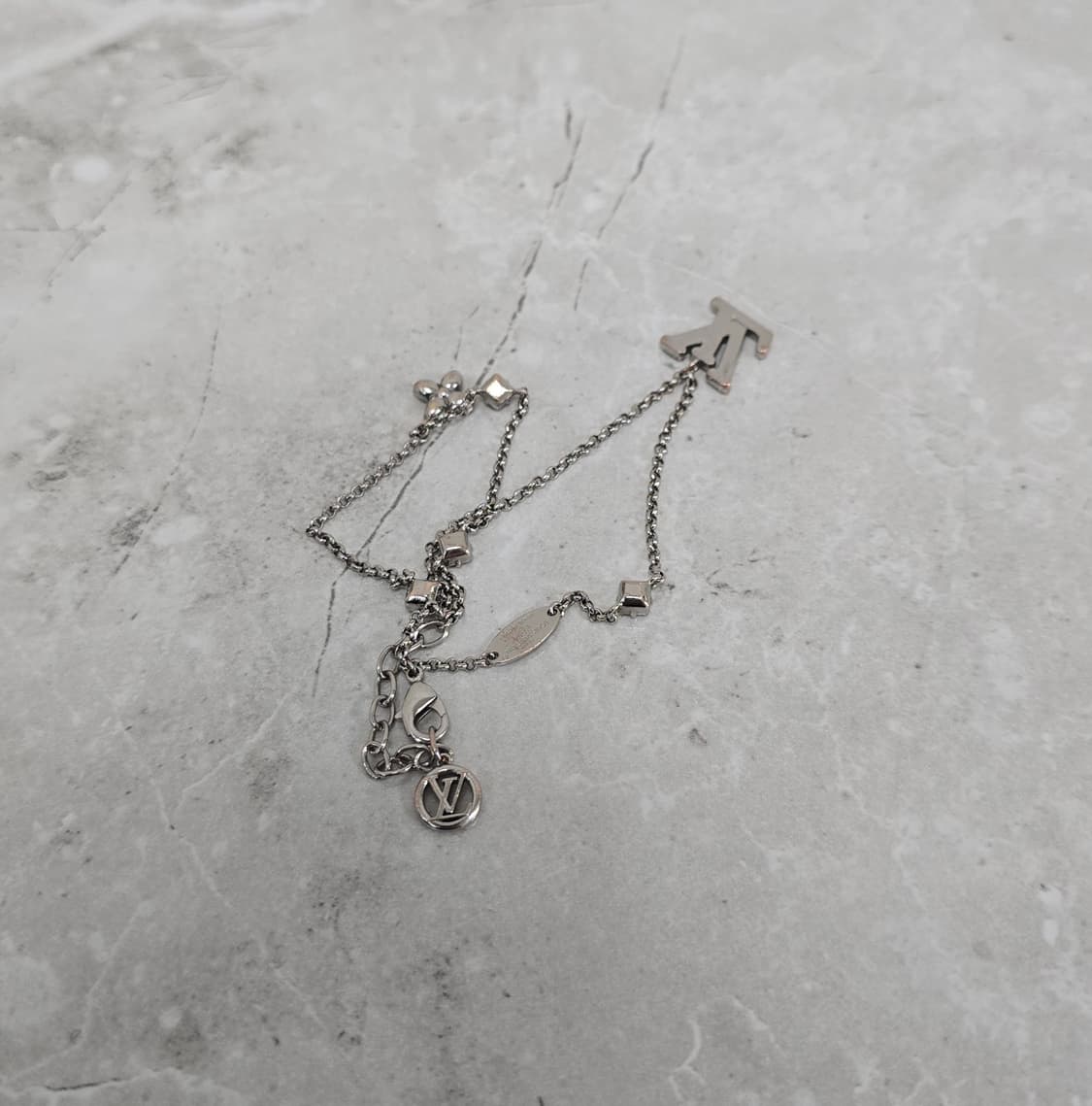 루이비통 레이디 LV 팔찌 판매 상품이미지4