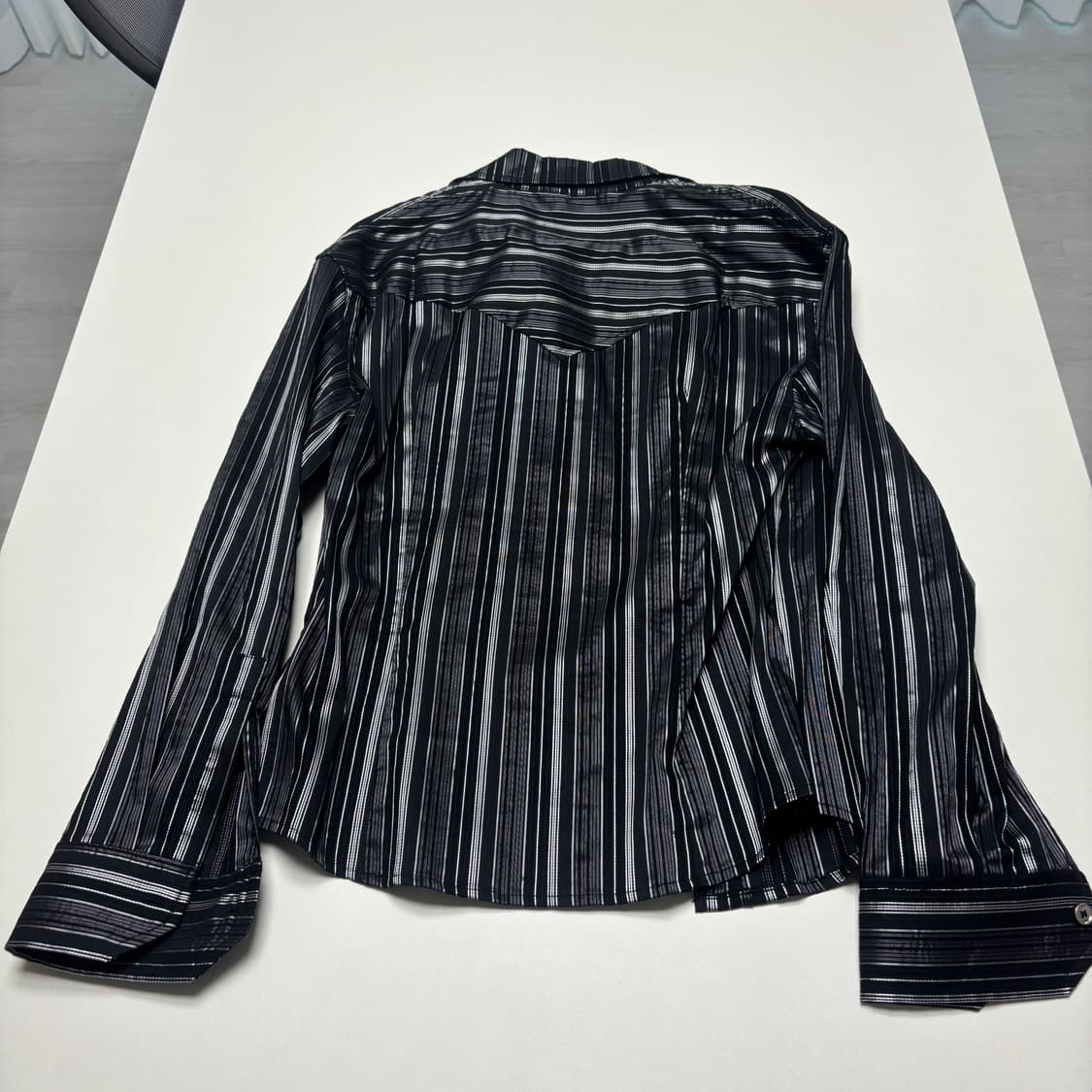 폴리수엠 WESTERN GLITTER STRIPE SHIRT (BLA 상품이미지6