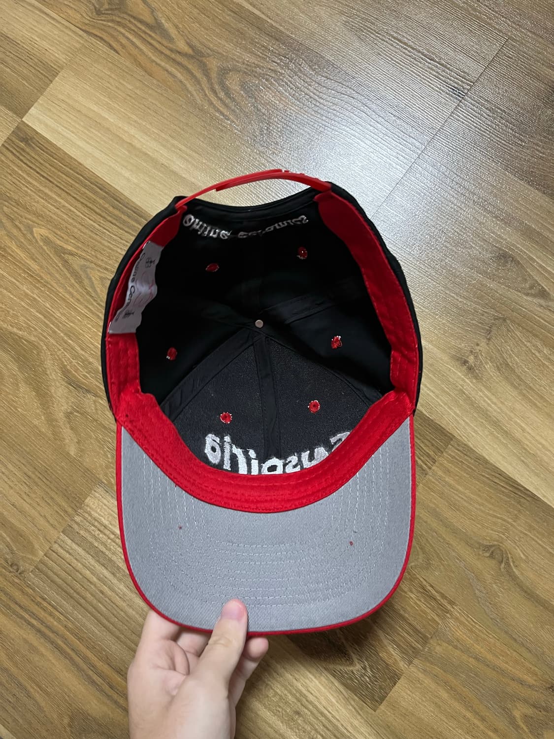 니콜라스 달리 서스피리아 캡 상품이미지2