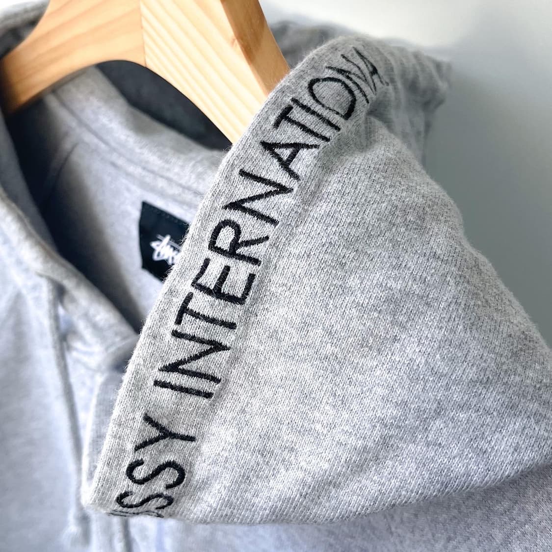 스투시 제팬 라인 스탁로고 3버튼 풀오버 그레이 후듵 상품이미지5