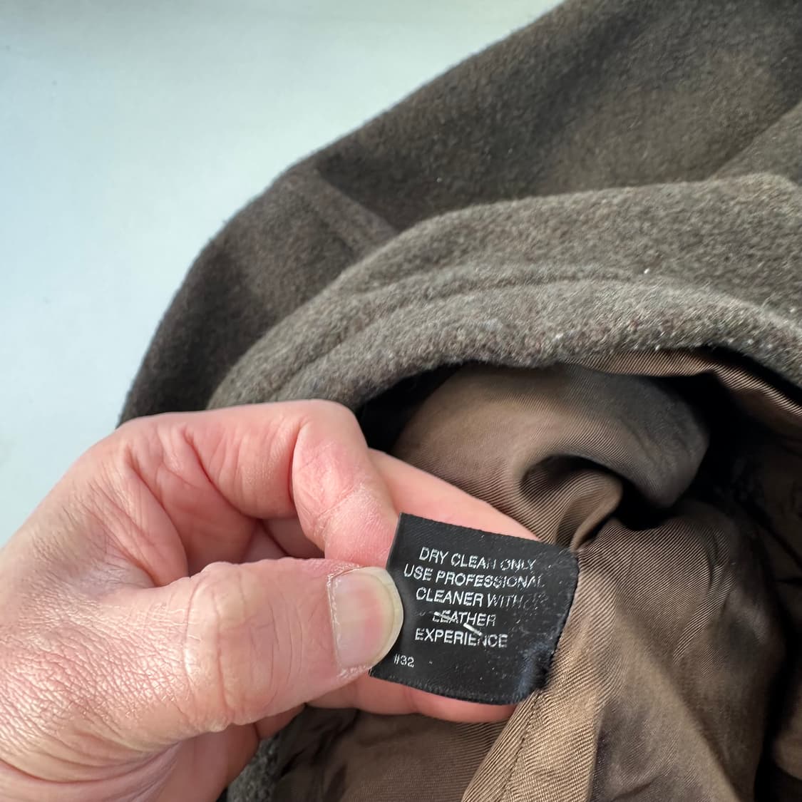 L 버버리 딥브라운 오버핏 레더카라넥 크롭 울자켓 상품이미지8