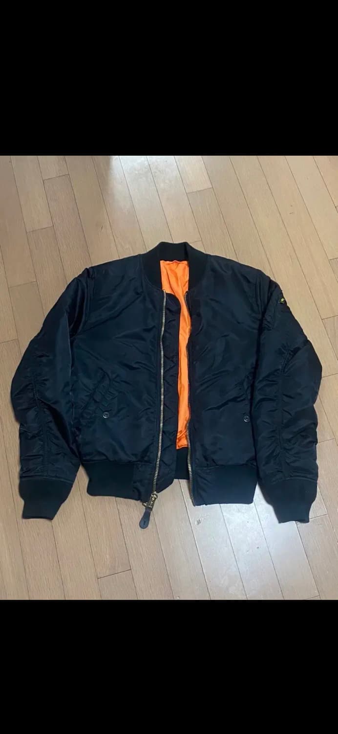 알파인더스트리 MA-1 블랙 봄버 자켓 상품이미지2