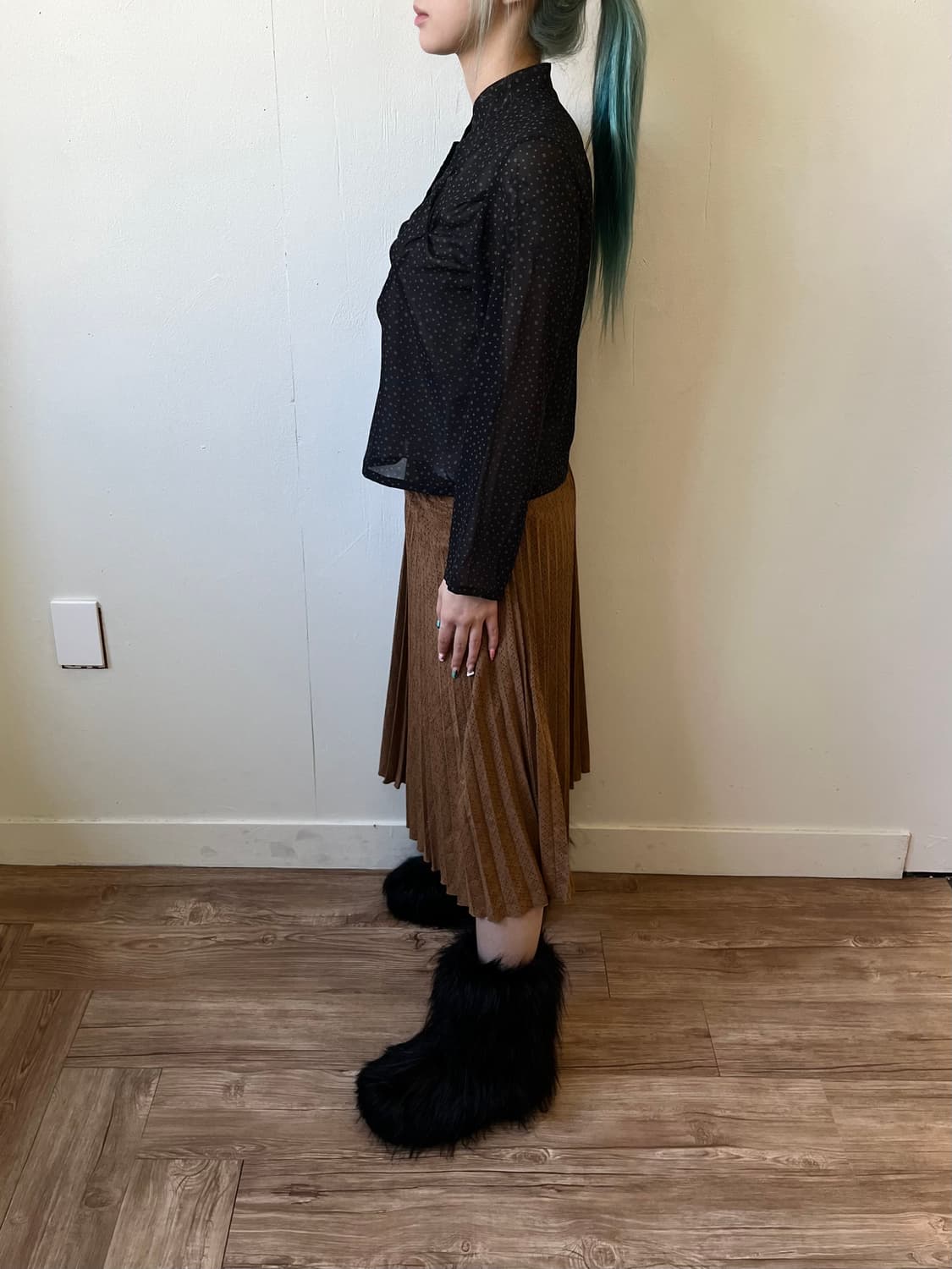 LA FEMME GUERRIERE 셔링 도트 블라우스 상품이미지8