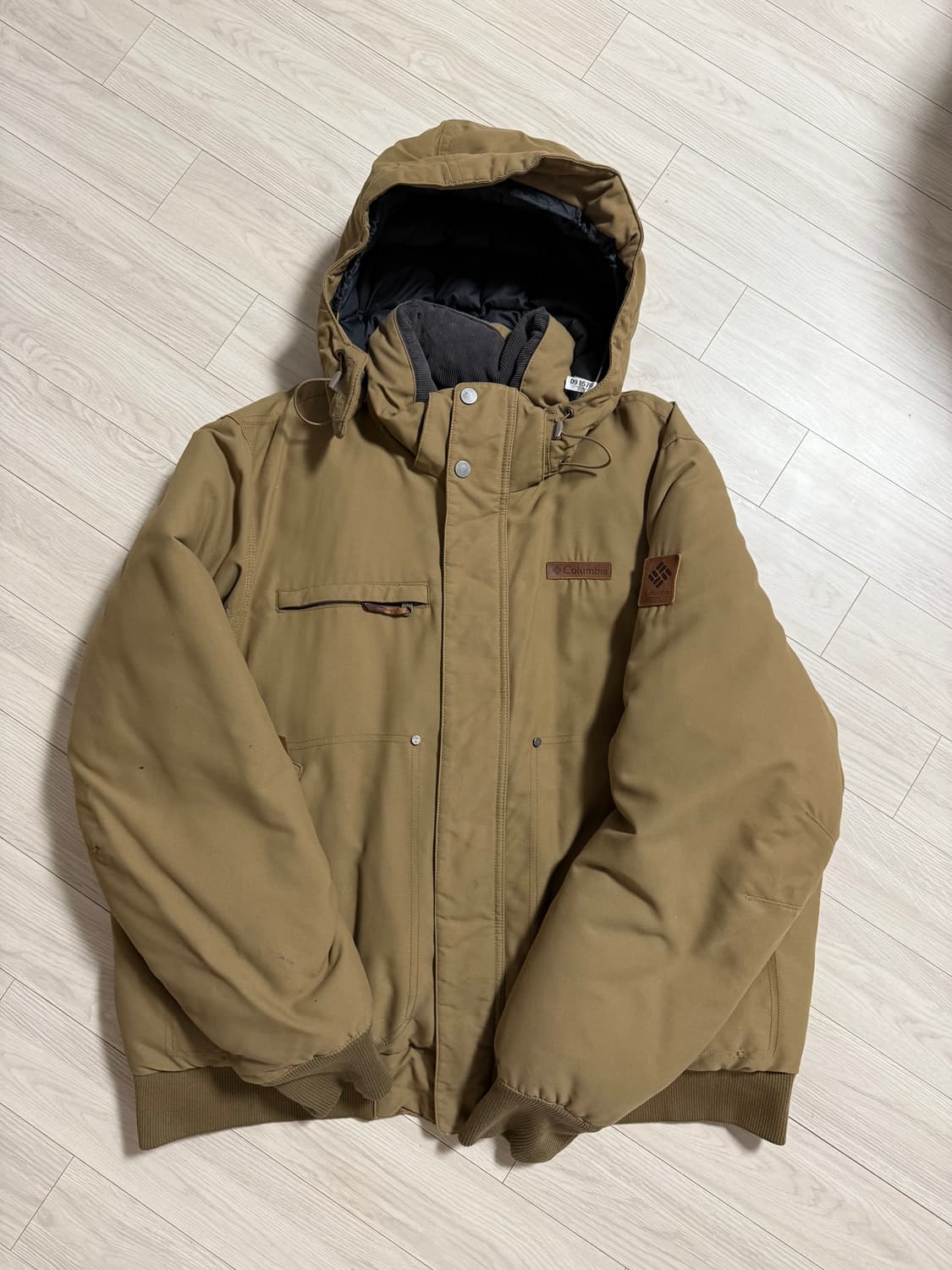 콜롬비아 후드 패딩 점퍼 카키 상품이미지1