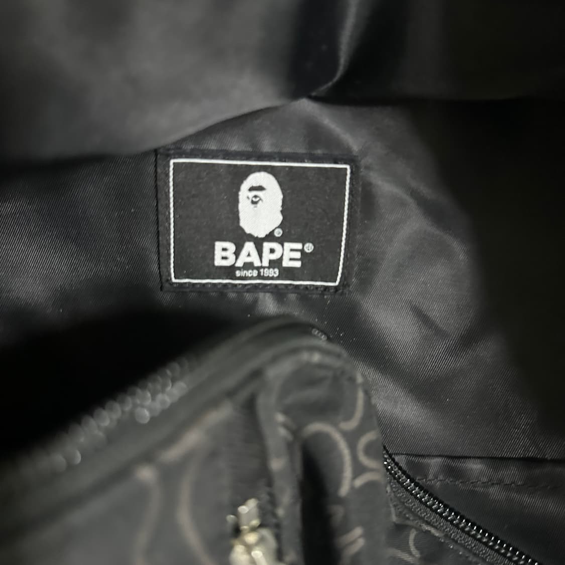 Bape 베이프 샤크 카모 백팩 가방 상품이미지7