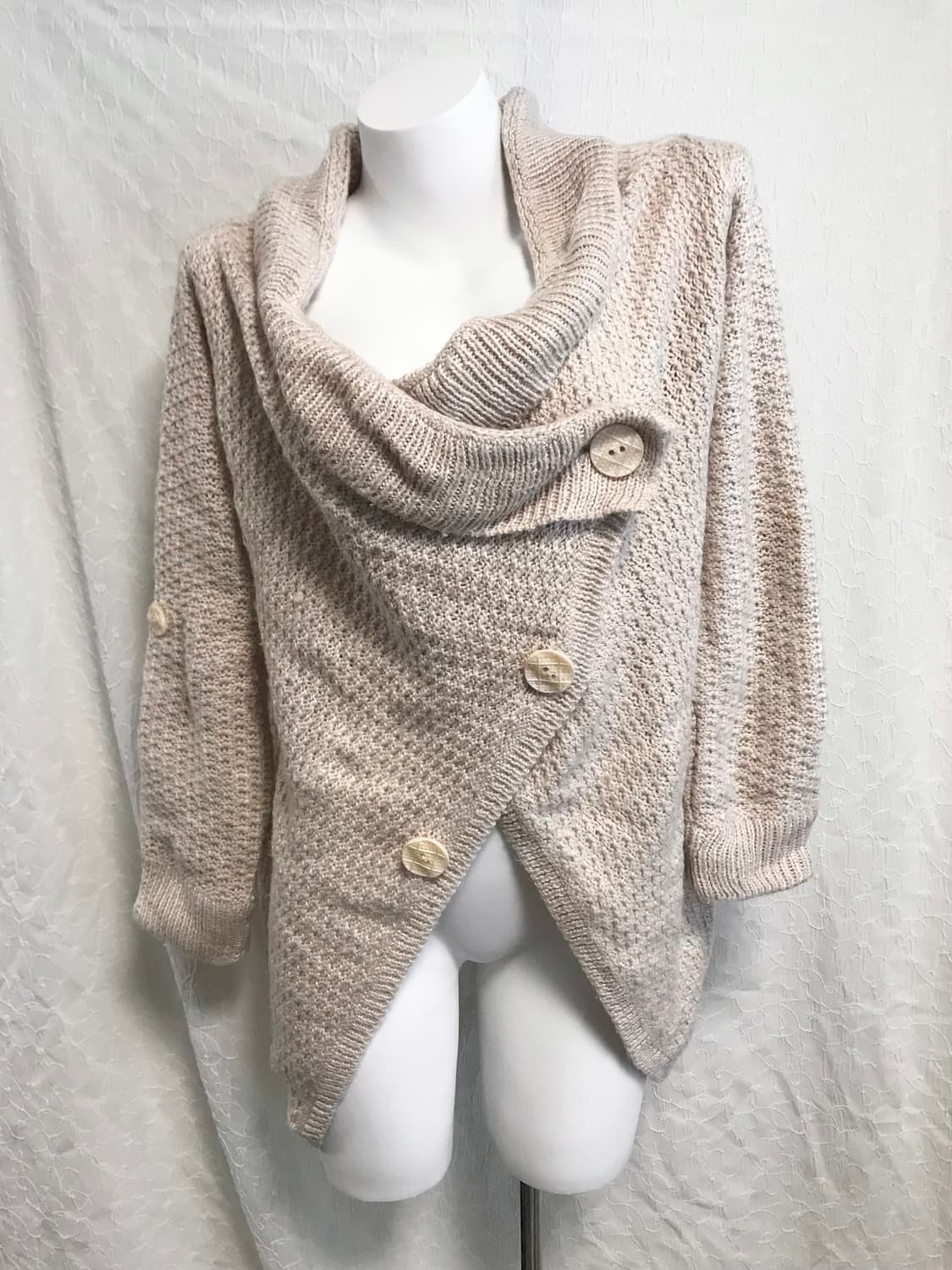 빈티니 니혼진 너드 사선 버튼 드레이프 오프숄더 가디건 상품이미지3