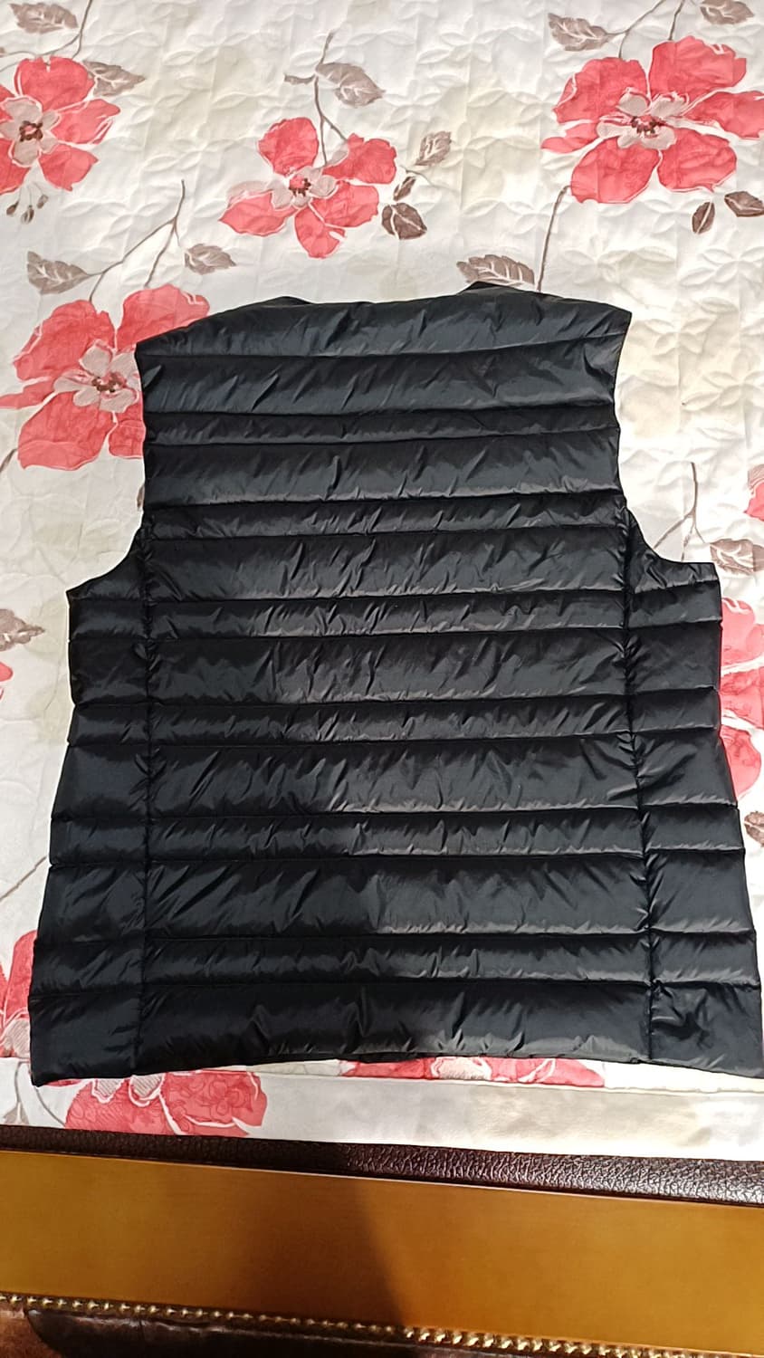 지오다노 오리털경량조끼 100 가슴55 기장67 상품이미지3