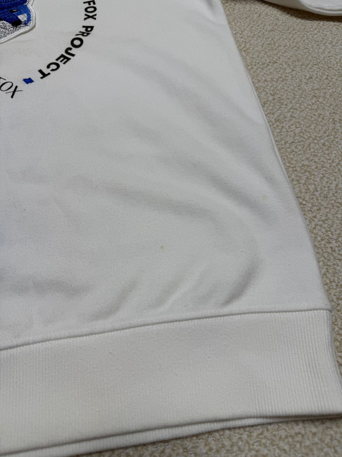 아더에러 X 메종키츠네 트리플 폭스 헤드 스웨트 셔츠 상품이미지6