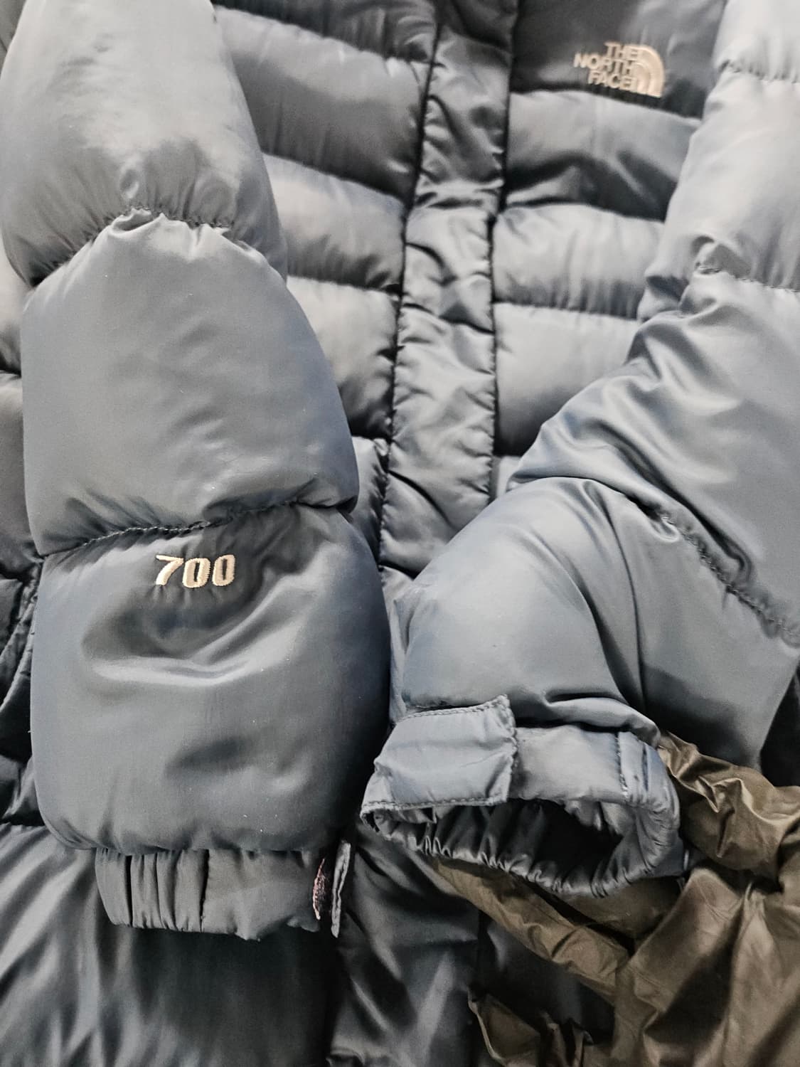 노스페이스 700 미디 패딩 네이비 85 상품이미지4