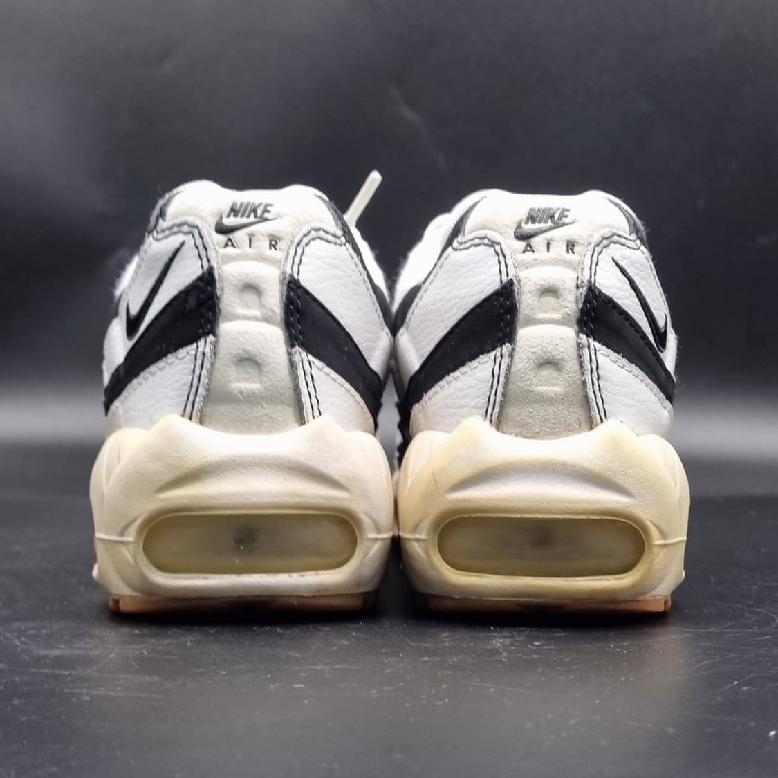 나이키 에어맥스95 유벤투스 여성운동화230  상품이미지4