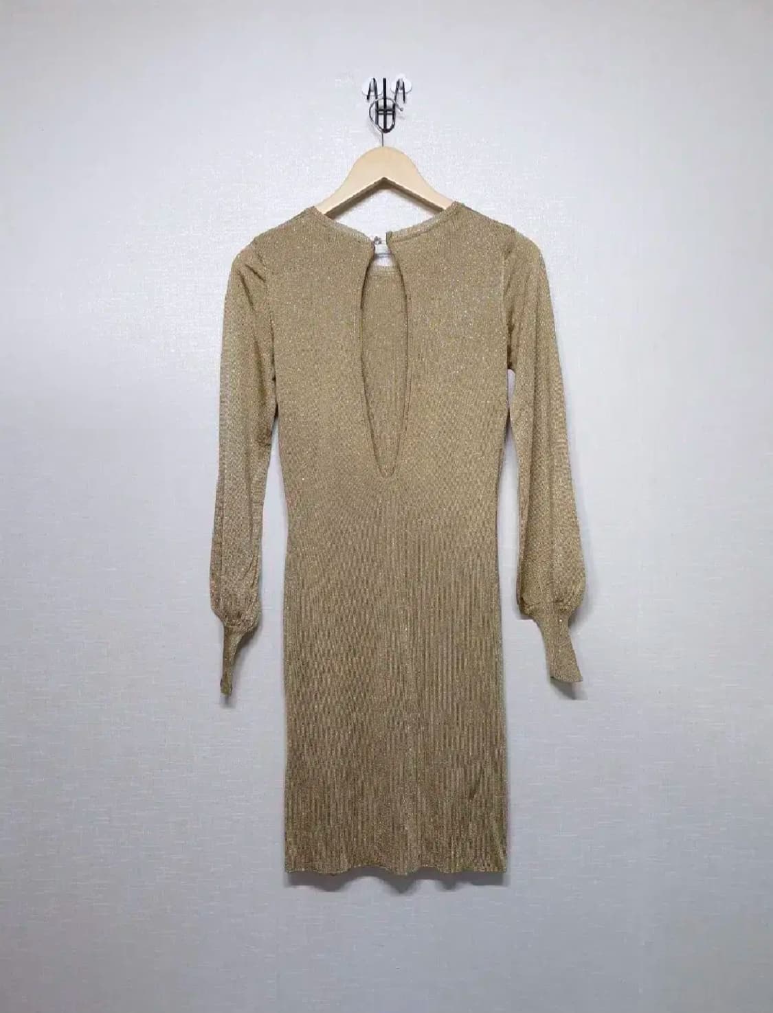 (새상품)루이사 스파그놀리. 금빛 원피스_S 상품이미지2