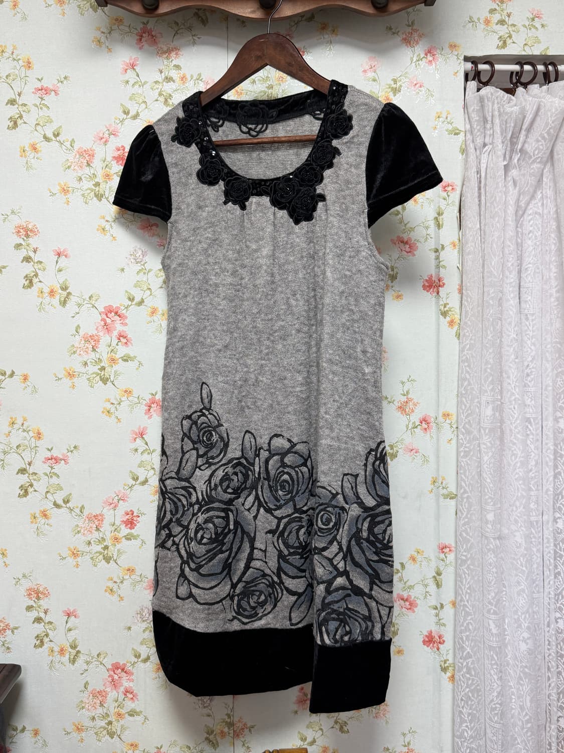 그레이시 로즈 반팔 원피스 상품이미지1