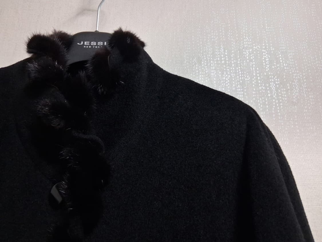 일본수입빈티지 양모혼합 천연밍크트리밍 블랙앙고라롱코트77까지프리

양모  상품이미지5