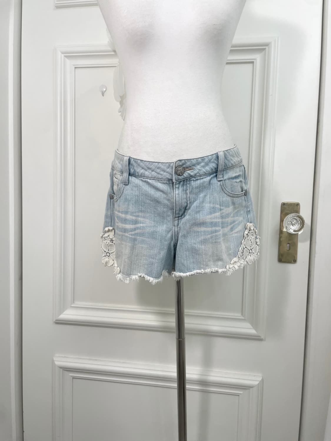 light denim lace trim summer short pants 상품이미지5