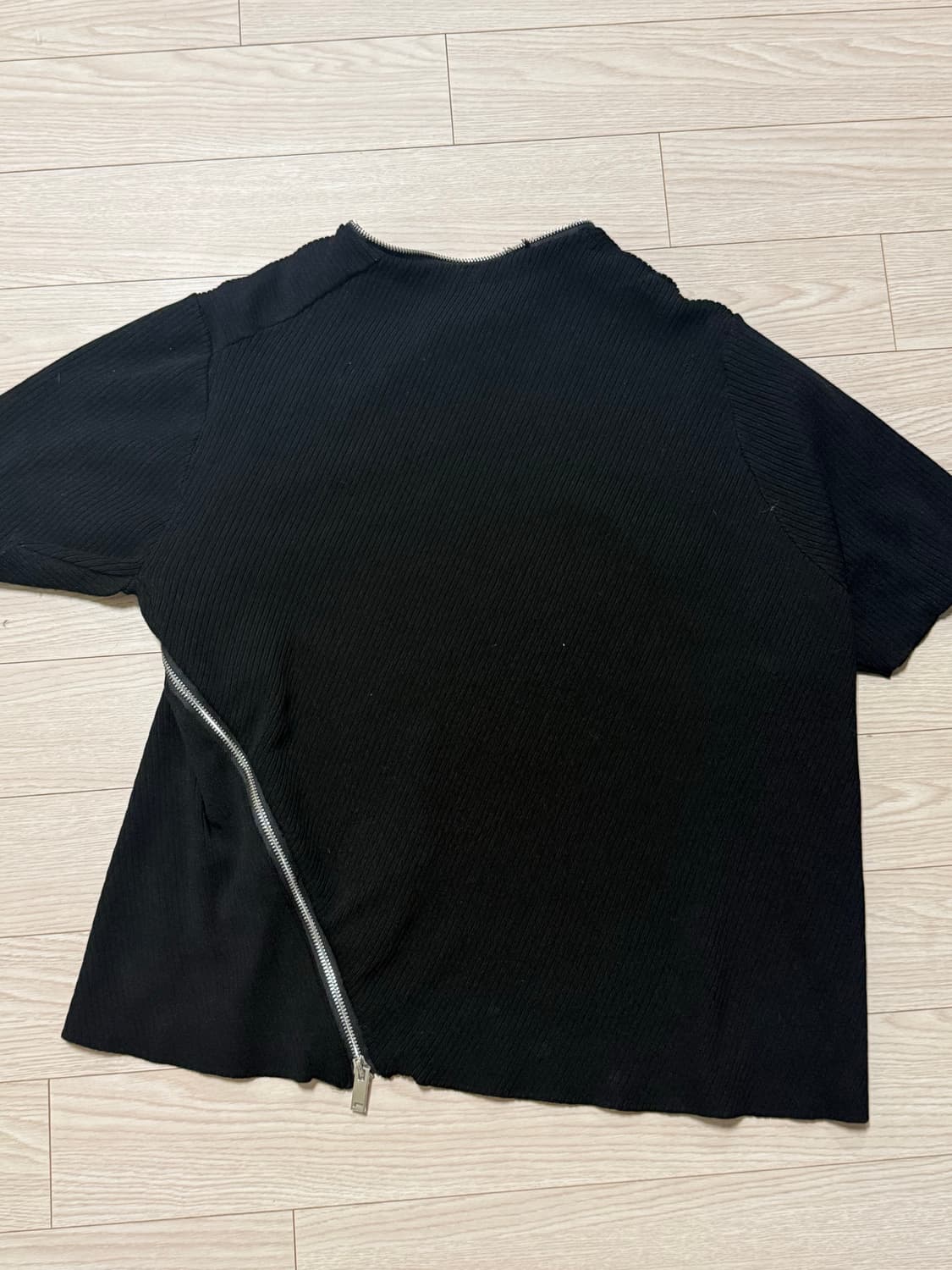 코시하루 사이드 지퍼 디테일 반팔 상품이미지2