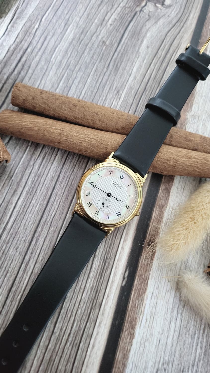 정품 셀린느 스몰 세컨즈 골드 남여공용 쿼츠시계 상품이미지3