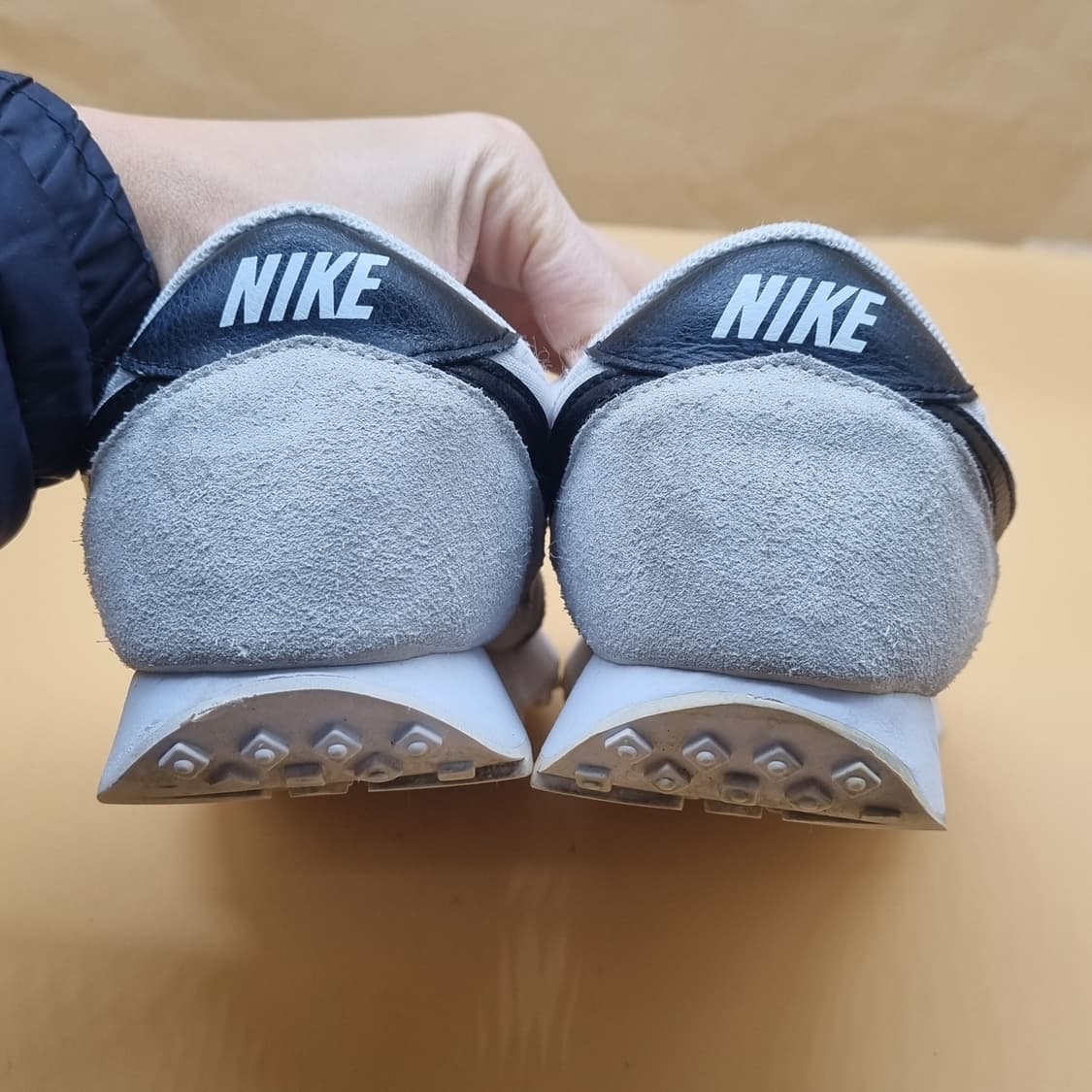 나이키 데이브레이크 흰/검 여성운동화230. 상품이미지4