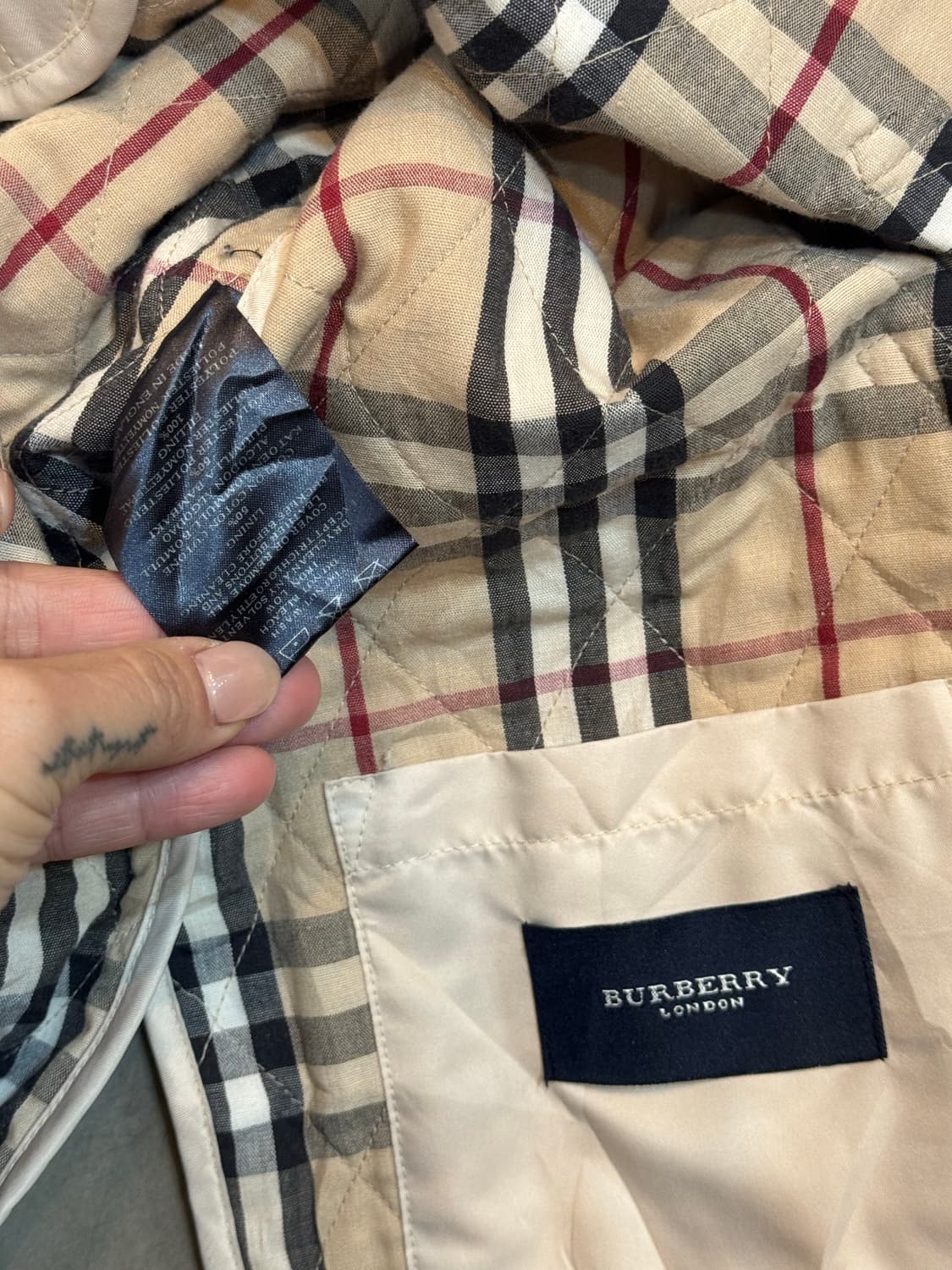 버버리누빔점퍼 상품이미지5
