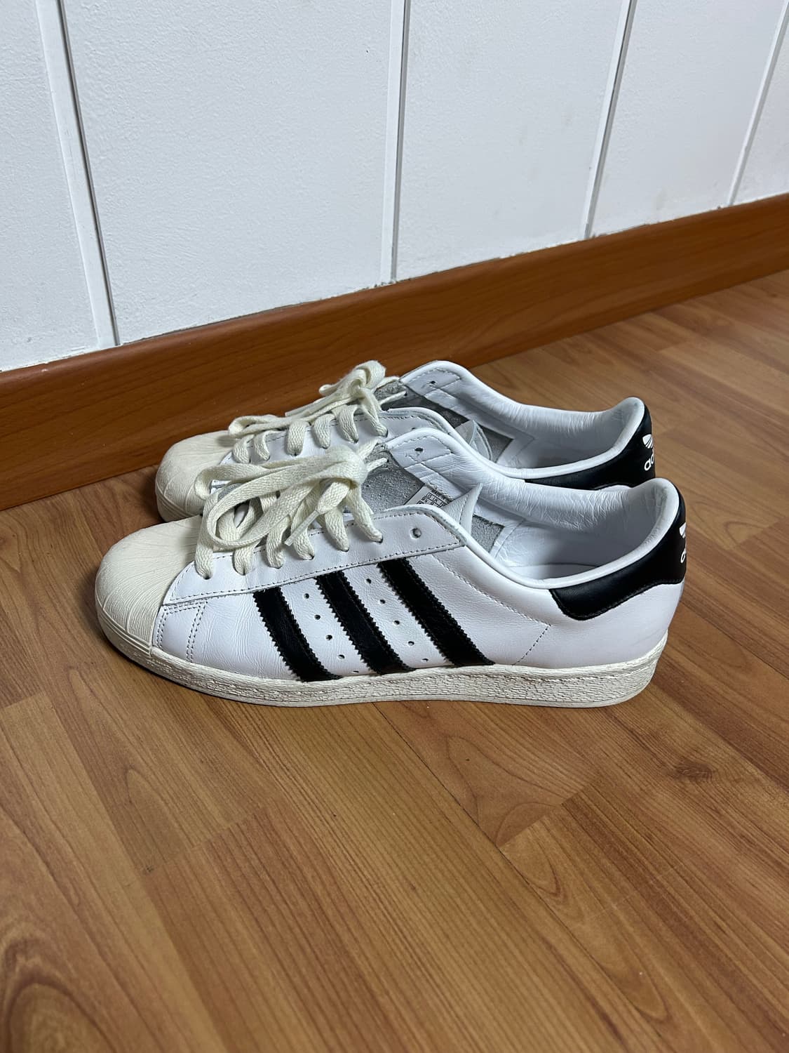 (275) 아디다스 슈퍼스타 82 화이트 상품이미지3