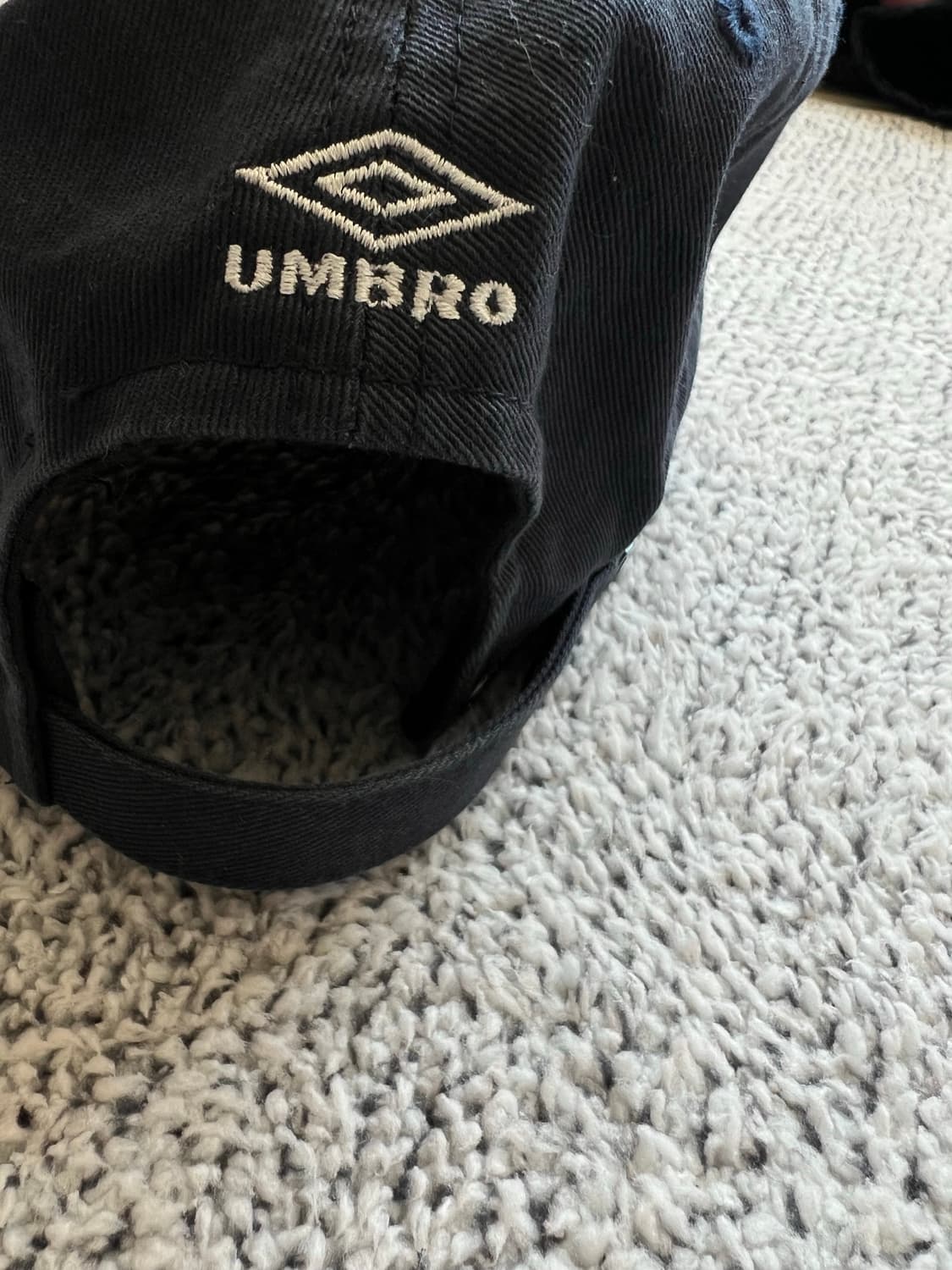 UMBRO X F.C. DORSUM 로고 볼캡 상품이미지3