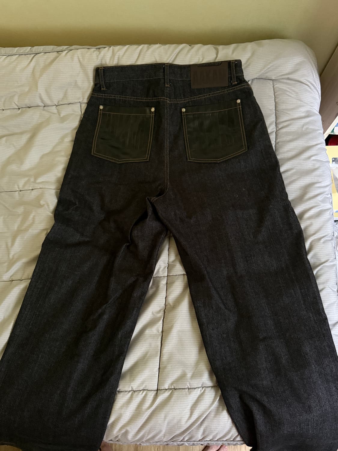 아캄 레더 패치 데님 상품이미지3