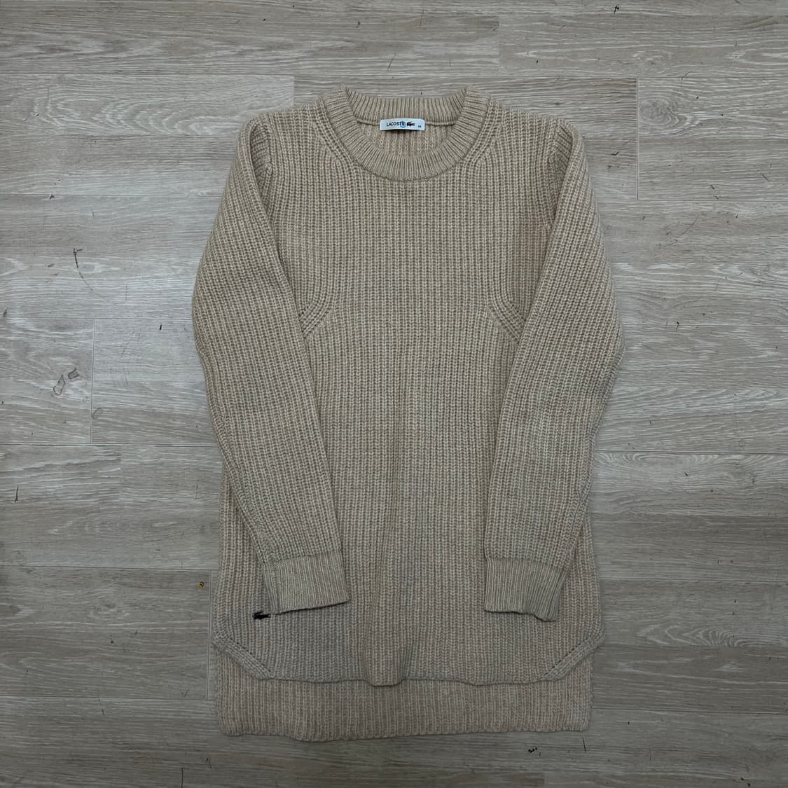 라코스테 여성 와펜 라운드넥 청키 니트 스웨터 [베이지] 34(S/90) 상품이미지1