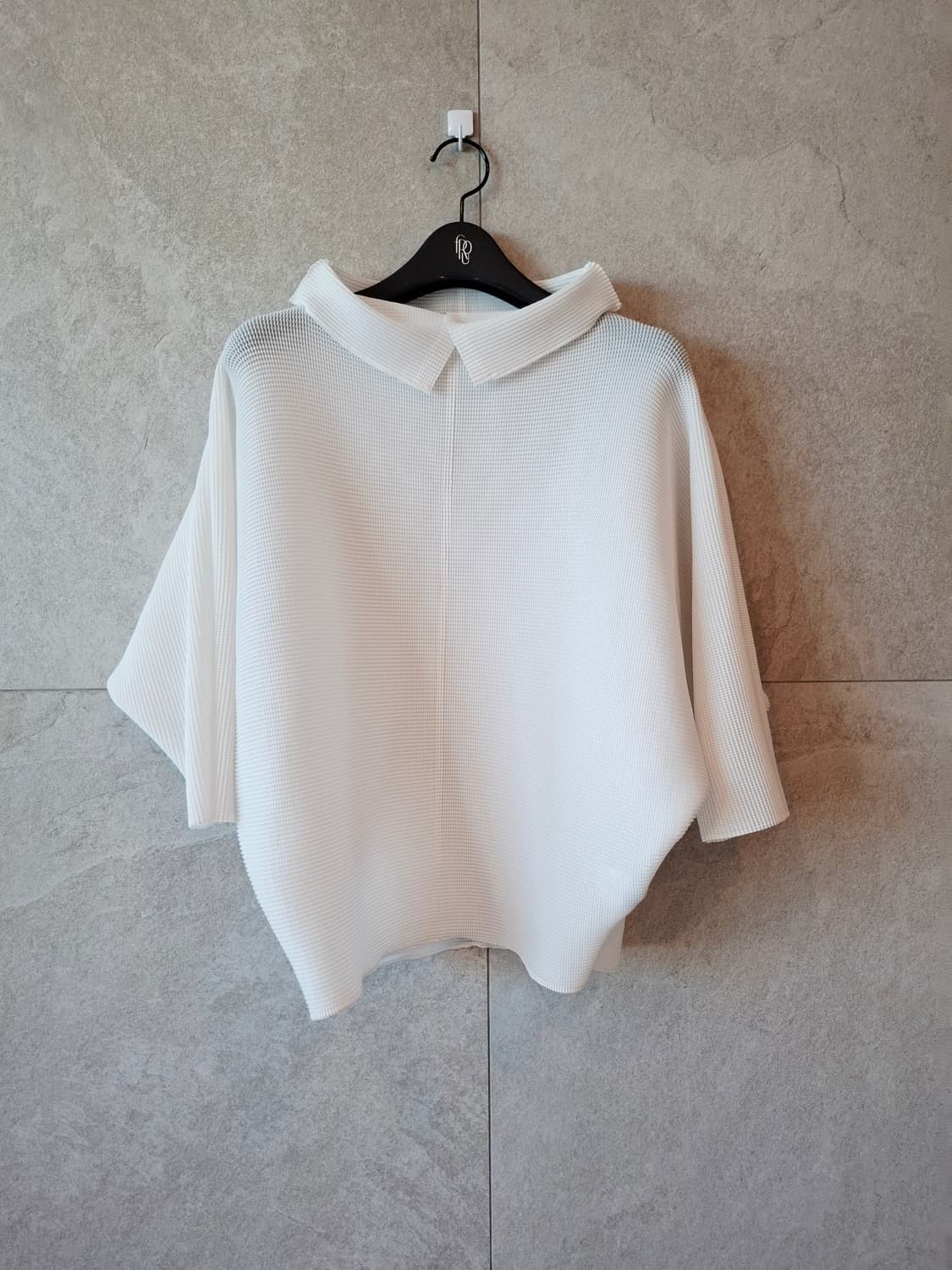 이세이미야케 돌먼 스트레치 플리츠플리즈 상품이미지2