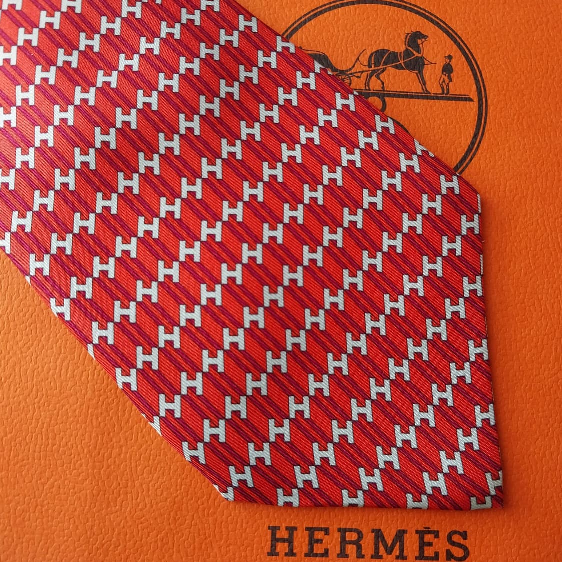 에르메스 실크 레드 H 모티브 넥타이 9.5cm A+~A등급 K2042 상품이미지9