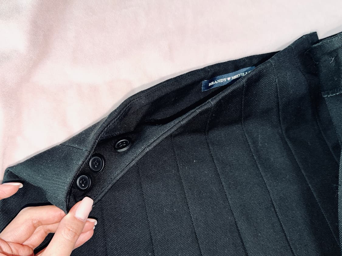 Brandy melville 블랙 스커트 새상품 상품이미지2