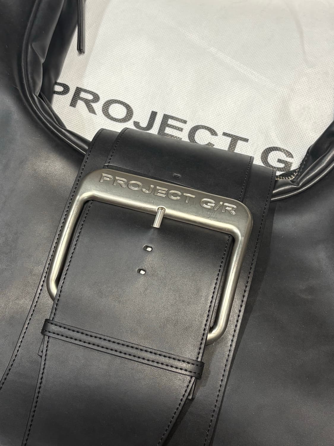 판매) 프로젝트 G/R 메가 버클 호보백 블랙 상품이미지3