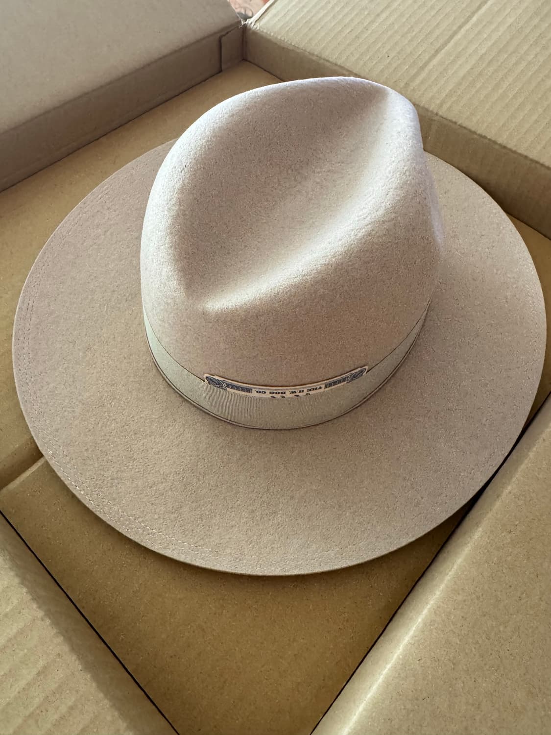 H.W DOG&CO. 페도라 팝니다. 상품이미지2