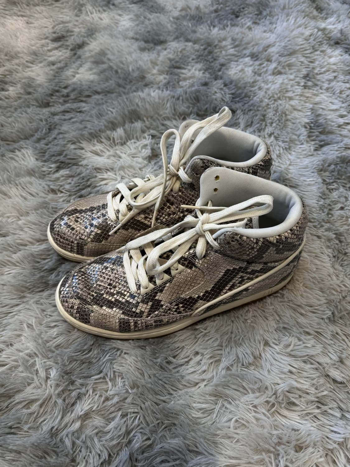 나이키 에어 파이썬 스네이크  상품이미지2