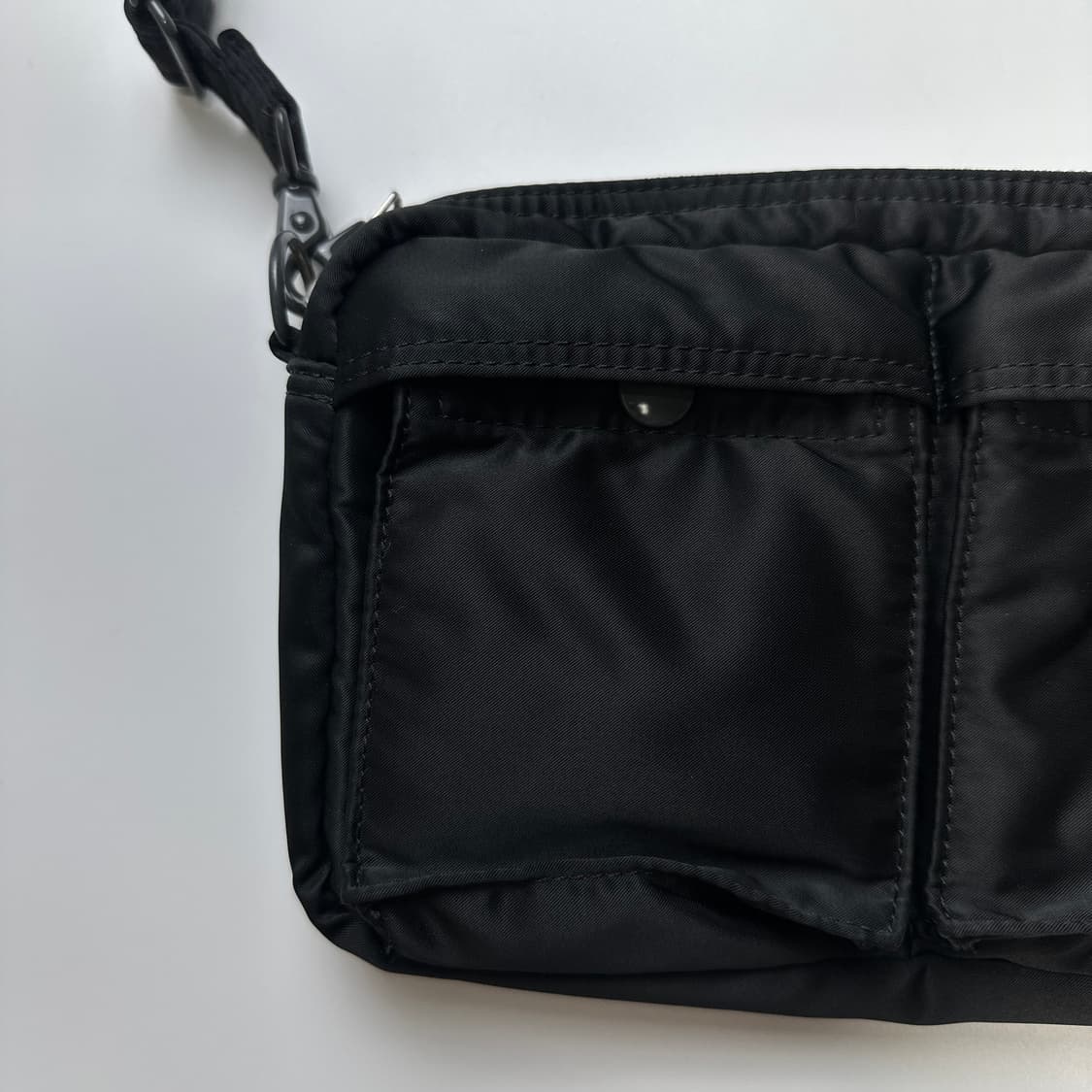 PORTER TANKER SHOULDER BAG 포터 탱커 숄더백 상품이미지4