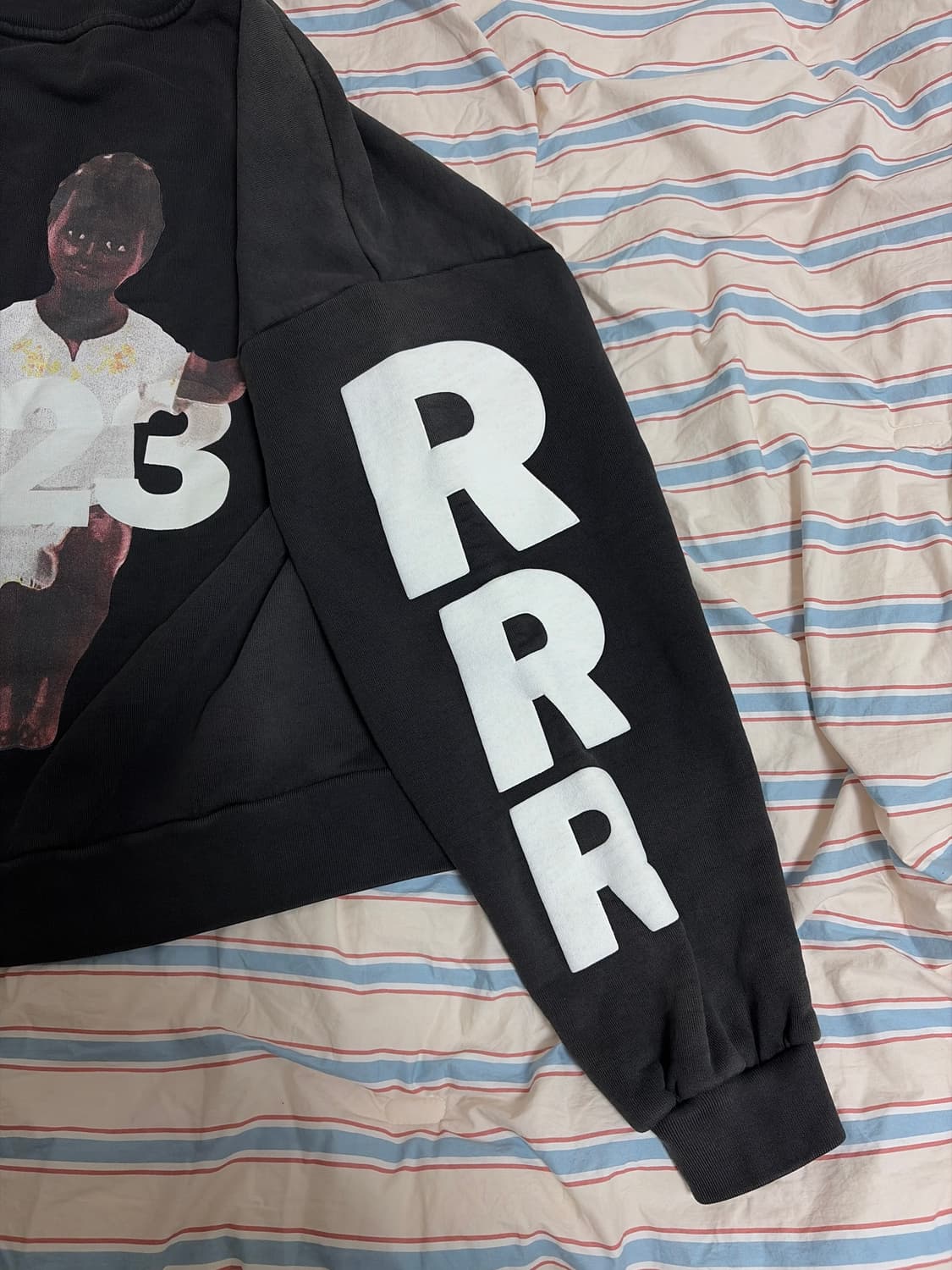 피어오브갓 RRR123 에이프릴 19 크루넥 맨투맨 상품이미지5