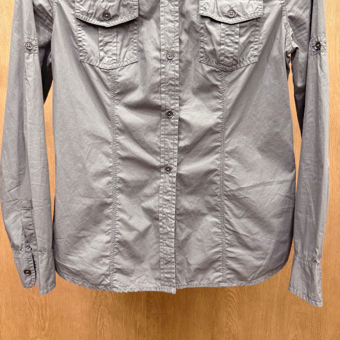 캘빈클라인 긴팔 셔츠 밀리터리 버튼업 포켓 디테일 그레이 상품이미지5