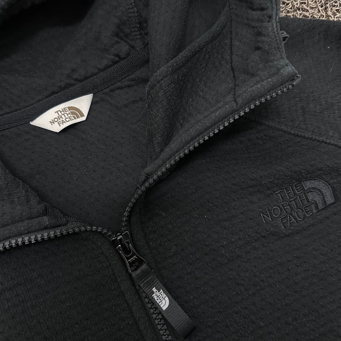 노스페이스 후리스 후드집업 블랙 100(L) 상품이미지3