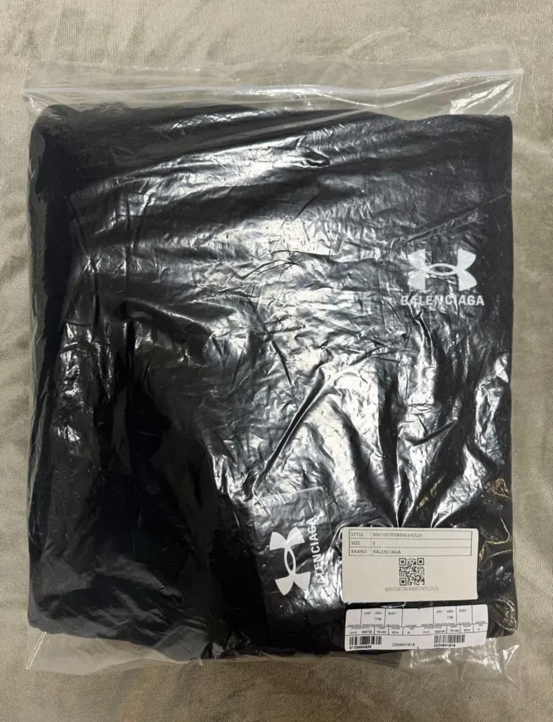 [S] 발렌시아가 언더아머 배기 스웨트팬츠 블랙 화이트 상품이미지2