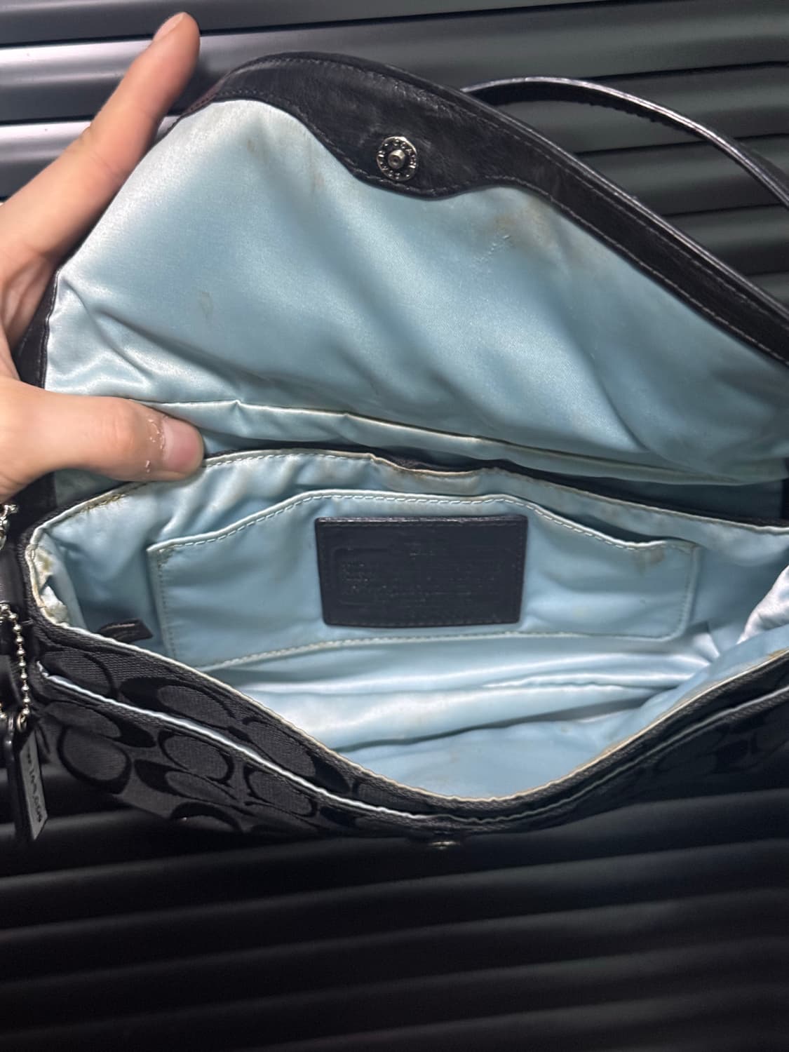 코치 캔버스 블랙 시그니처 로고 미니백 숄더백 가죽 토드백 핸드백 명품 상품이미지7