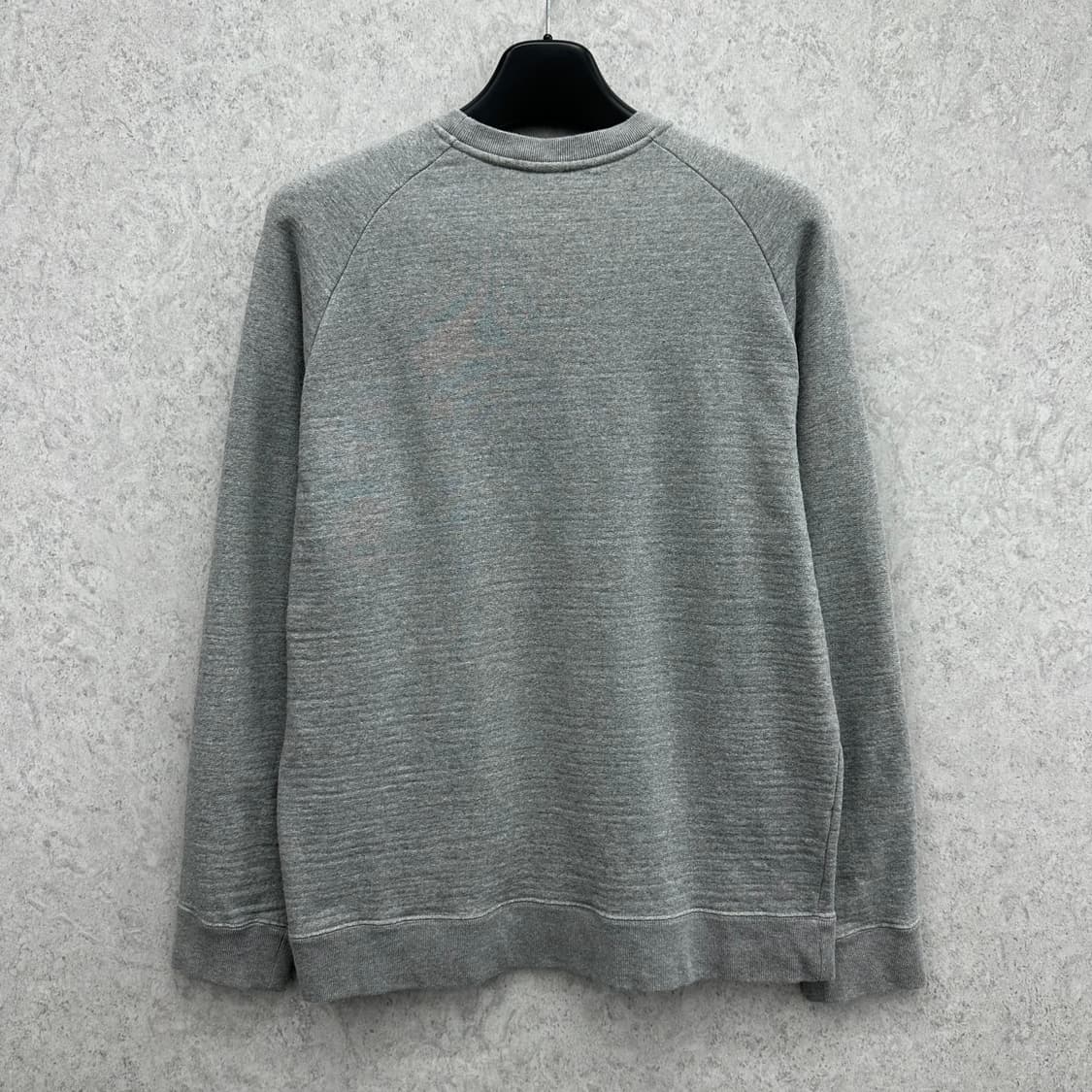 100 오니츠카타이거 남자 루즈핏 맨투맨 상품이미지2