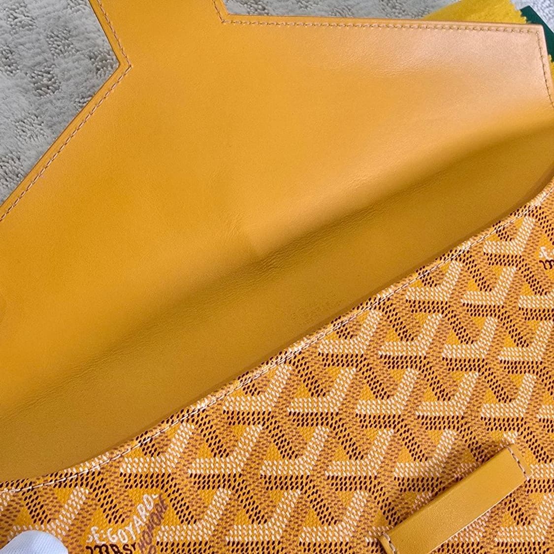 [정품/중고] 고야드 카몬도 클러치 상품이미지8