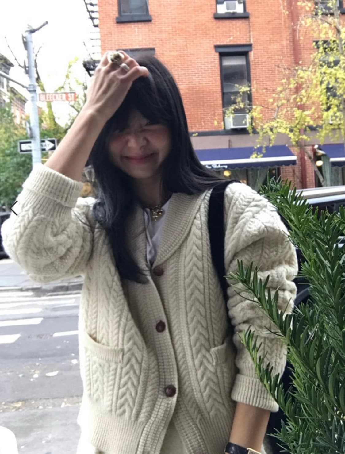 더바넷 shawl collar cable knit cardigan 상품이미지5