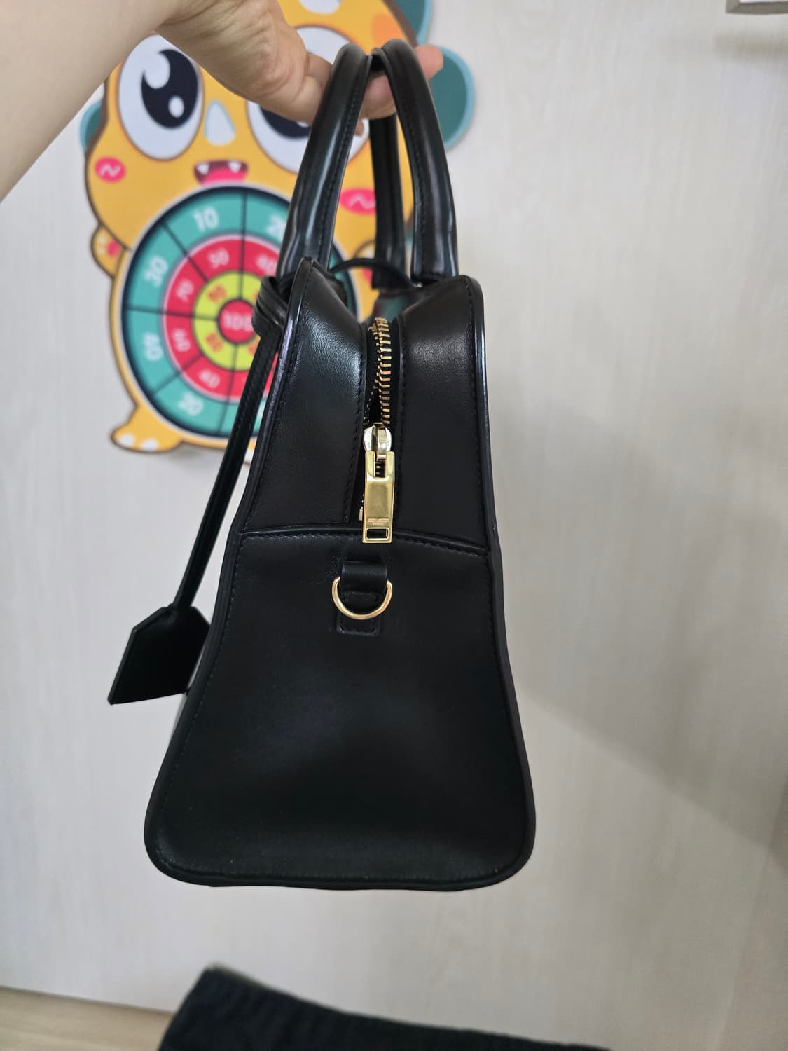 생로랑 카바스백 블랙 스몰사이즈  상품이미지5