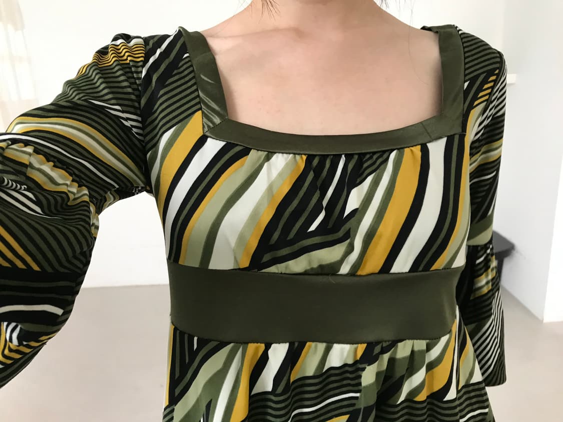 vintage green pattern top 상품이미지4