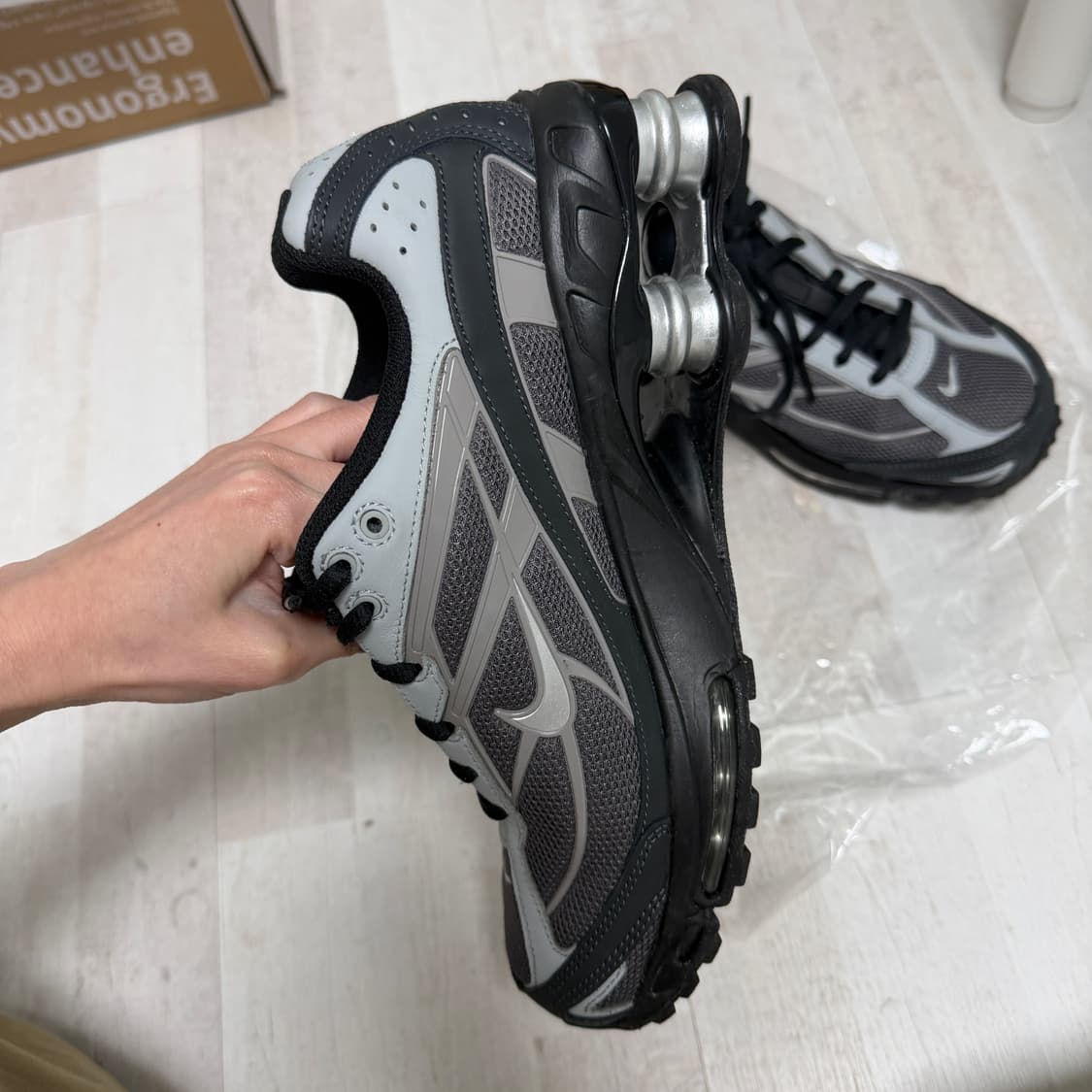 [250] 나이키 샥스 라이드 2 라이트 그래파이트 앤트러사이트 상품이미지8