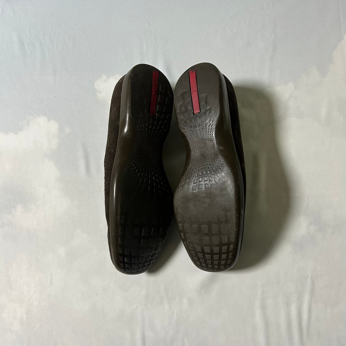 Prada sports suade slip on loafers 상품이미지5
